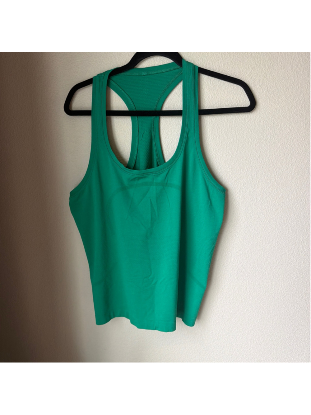 Women's Lululemon Racerback Tank Top Green size 10